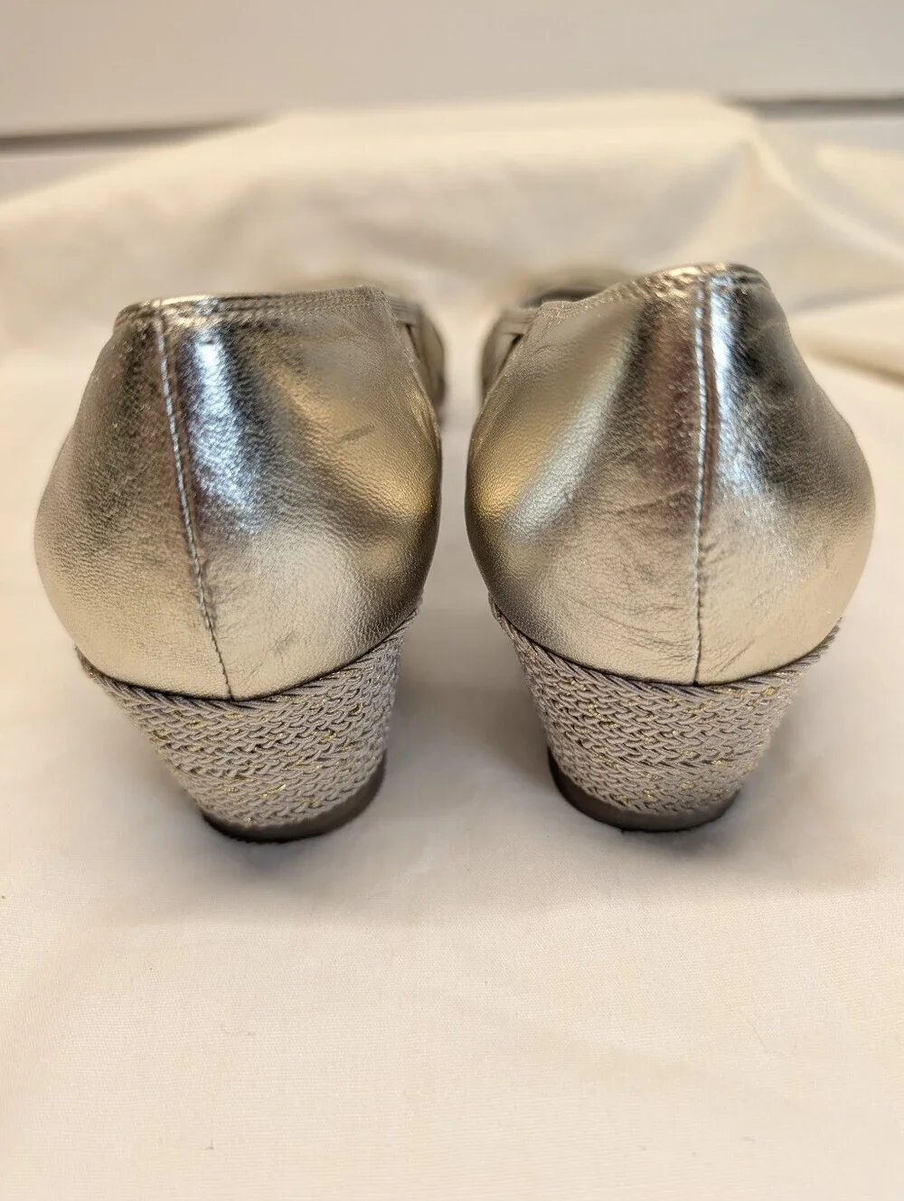 Sesto Meucci Myra Metallic Napa Espadrille Wedge Pumps 10 Italy Gold Like New!